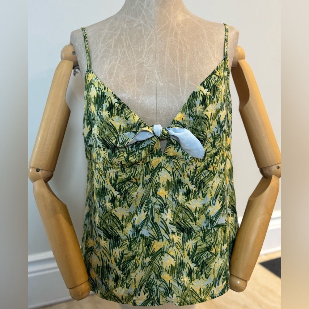 ARITZIA SUNDAY BEST Safari Floral Tie Front Cami Tank Top (L)